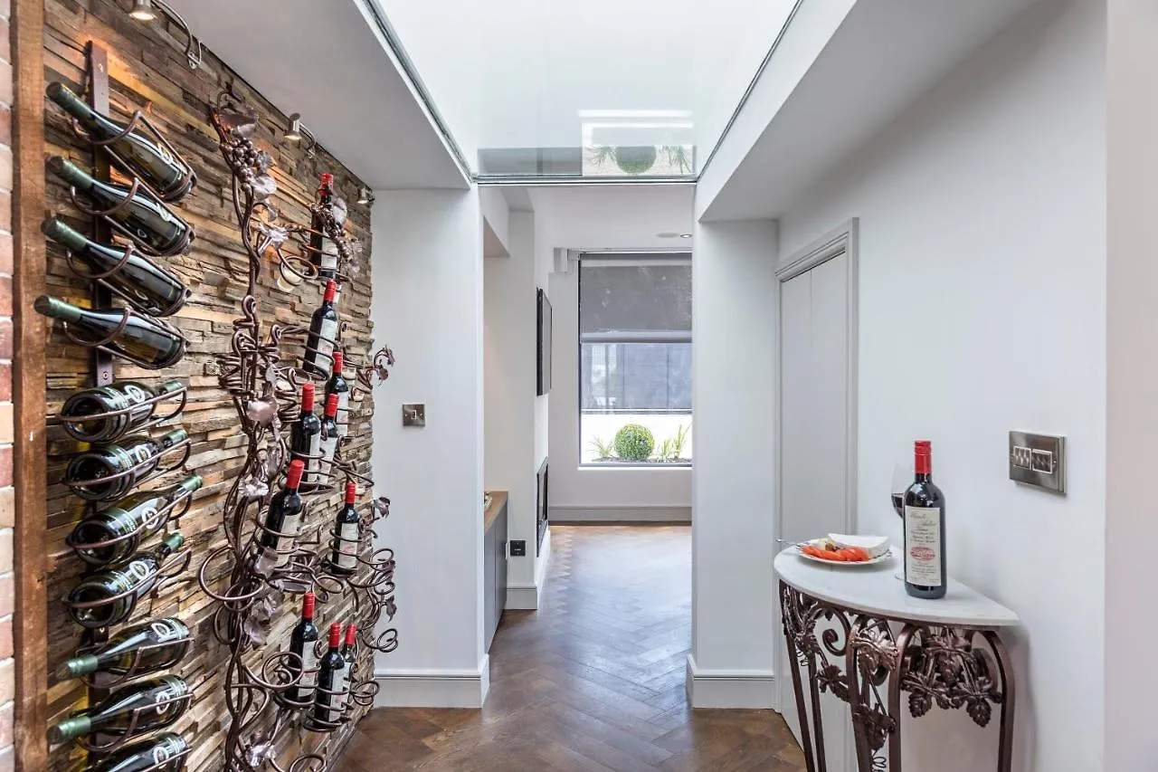 Apartment The Van Morrison Suite - Hiphipstay Dublin Ireland